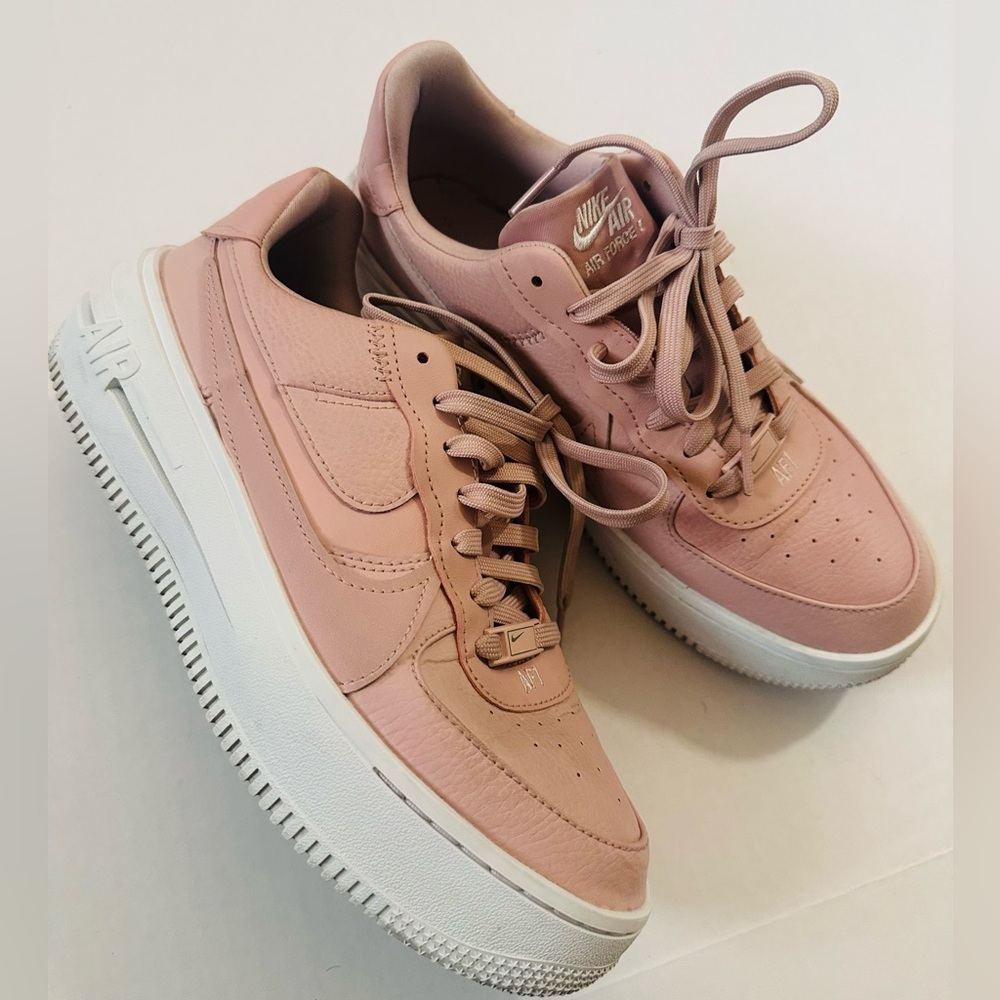 Nike Air Force 1 PLT.AF.ORM Pink Oxford low Top Sneaker size 9